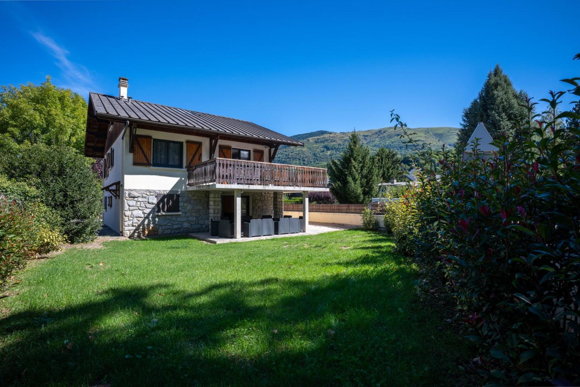 Grand Chalet St-Lary centre 13 à 15 pers Saint-Lary-Soulan Exterior foto
